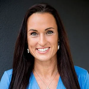 Dr. Amy Derksen